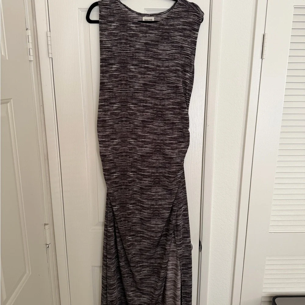 Chic Black and Gray Maxi Dress - Picture 1 of 3
